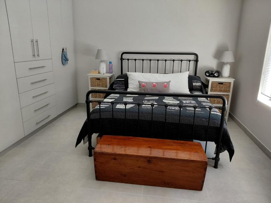 To Let 2 Bedroom Property for Rent in Reebok Western Cape